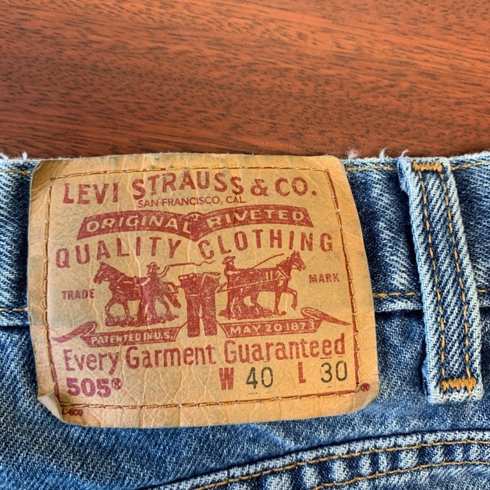 Vintage Men's 505 Levi's High Rise Mom Jeans - Picture 8 of 8